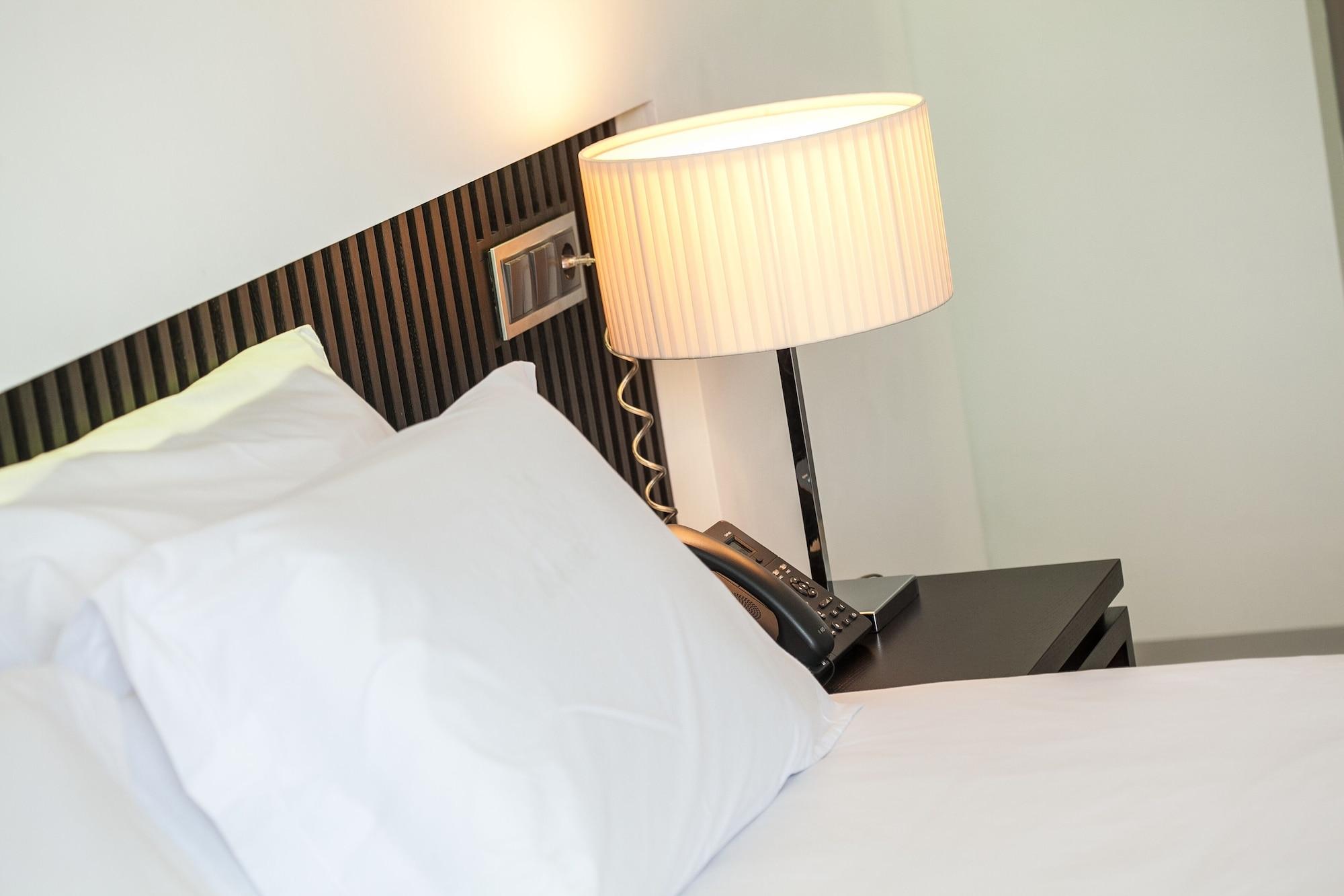 Hotel Perola プライア エクステリア 写真